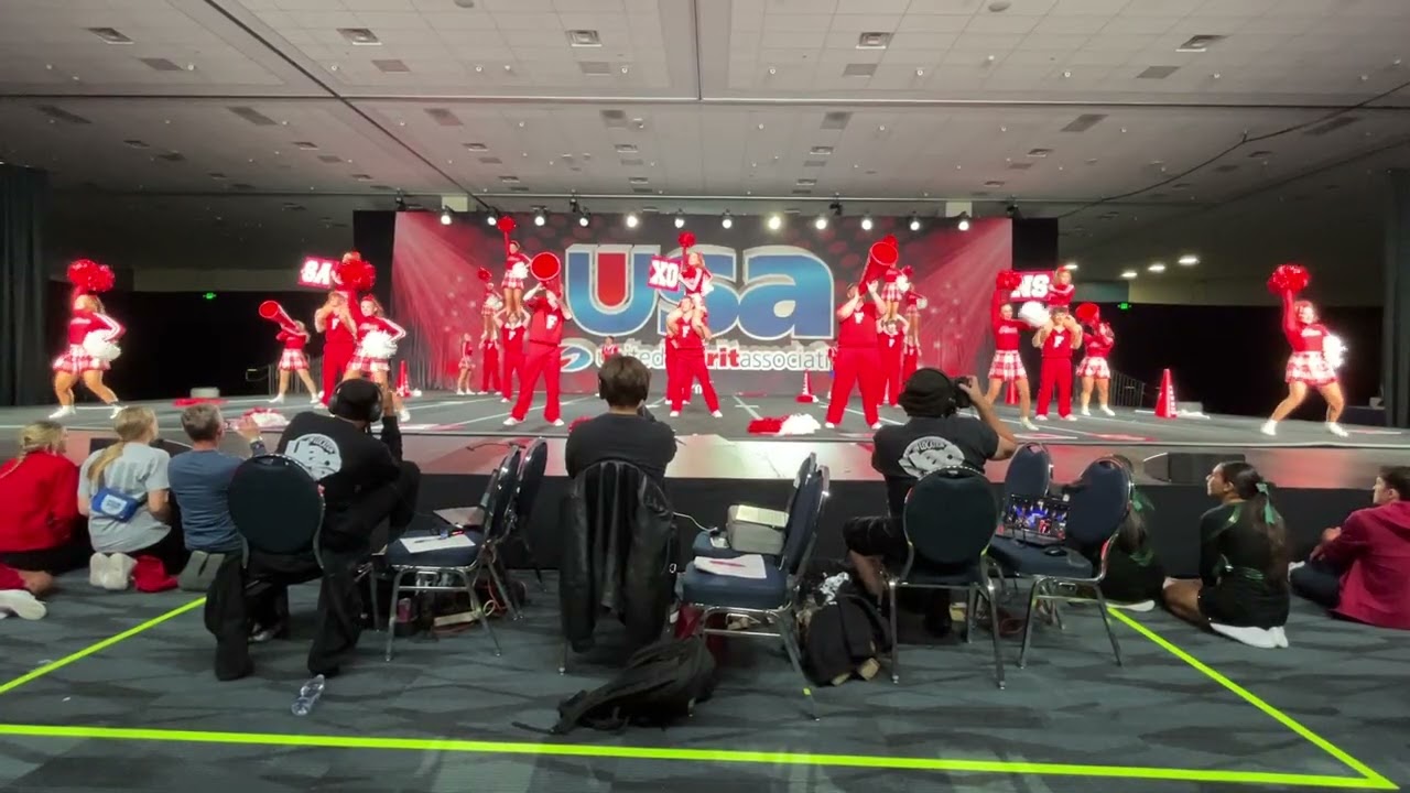 USA Nationals Varsity Coed Crowd Leader 🥈