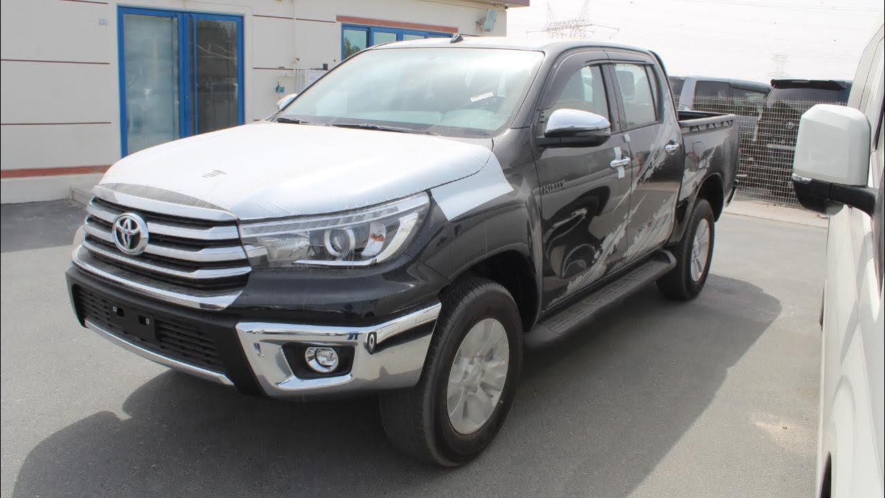 TOYOTA HILUX 2.7l petrol full cruise control smart entry 2020YM full Review dubai UAE تويوتا هايلكس