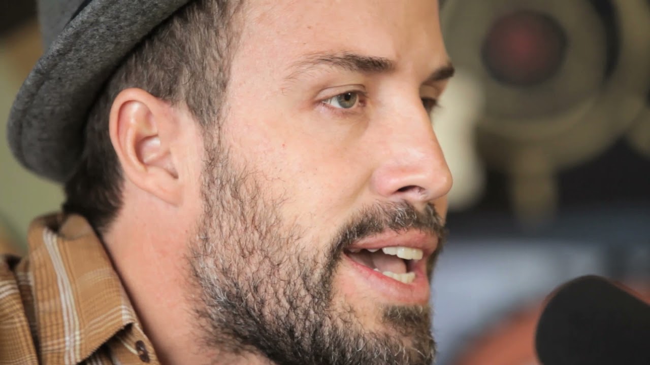 Pine Street Sessions - Mat McHugh - 'My Mind Is An Echo Chamber'