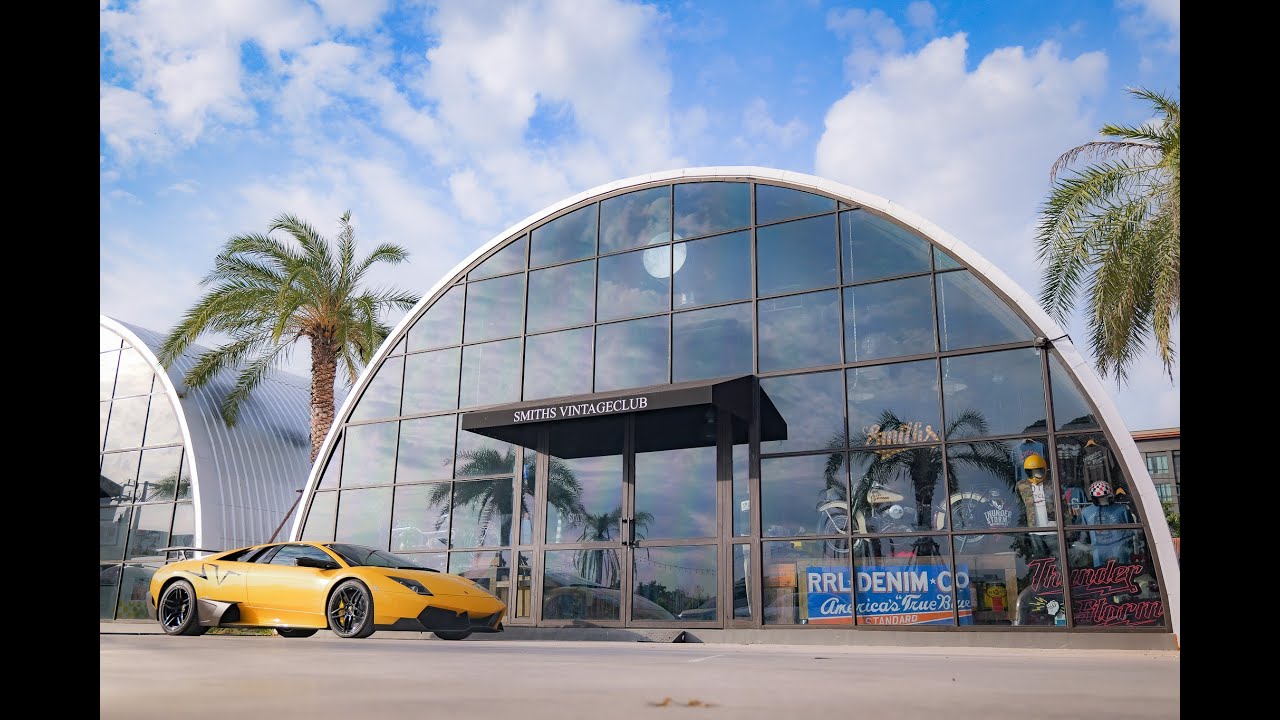 YELLOW LAMBORGHINI MURCIELAGO SV