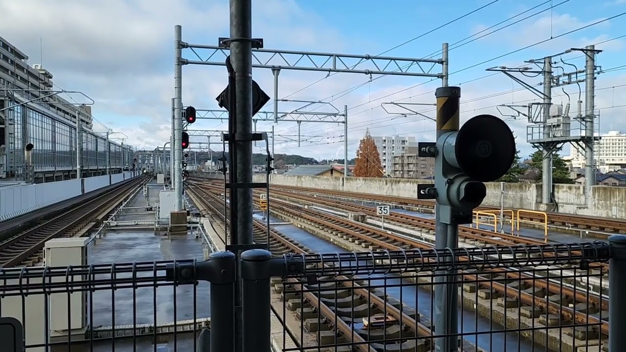 HC85系　特急ひだ　富山駅入線