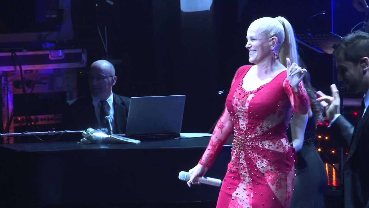 11 Popurrí italiano - Valeria Lynch