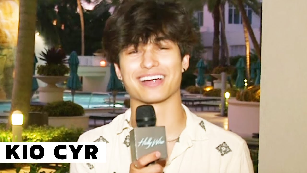 Kio Cyr Confirms Relationship Status w/ Amanda Diaz & Calls AnEsonGib A Clown!! | Hollywire