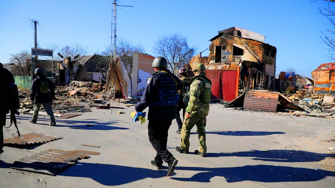 Кожний другий будинок пошкоджений, або знищений. Захід в Макарів під обстрілами