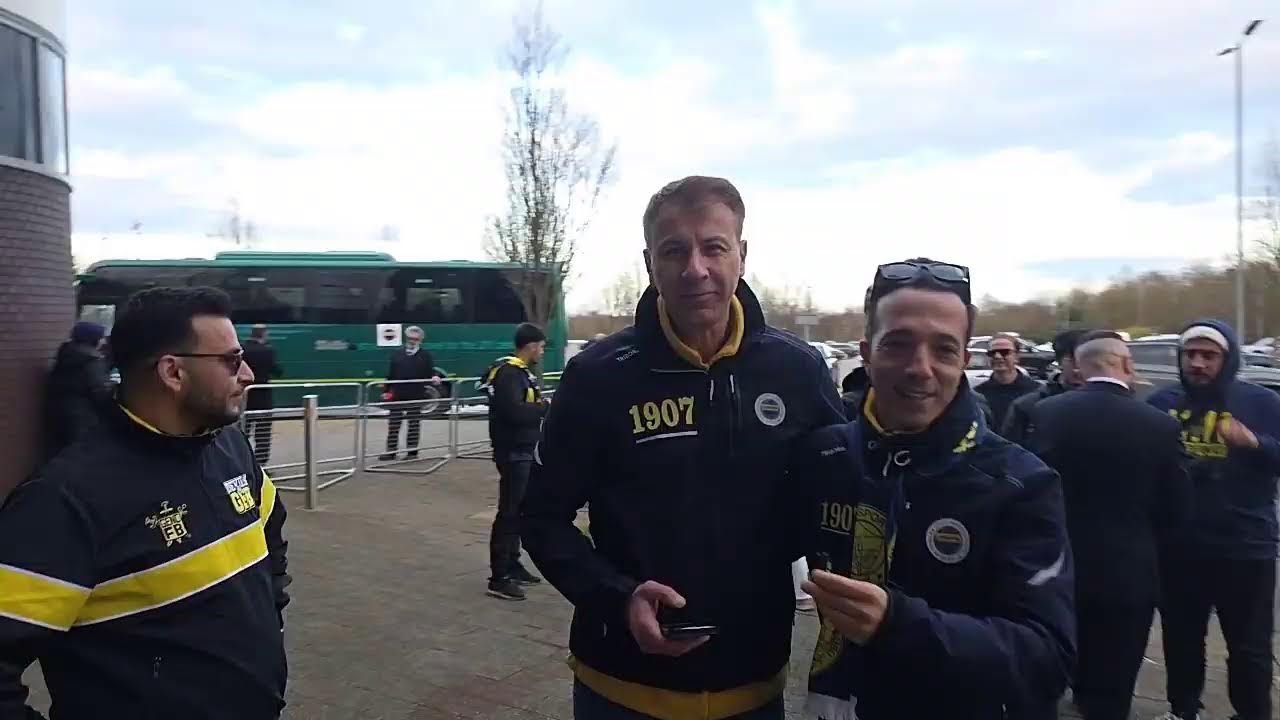 Fenerbahçe London Nottingham Takimi Karsilama