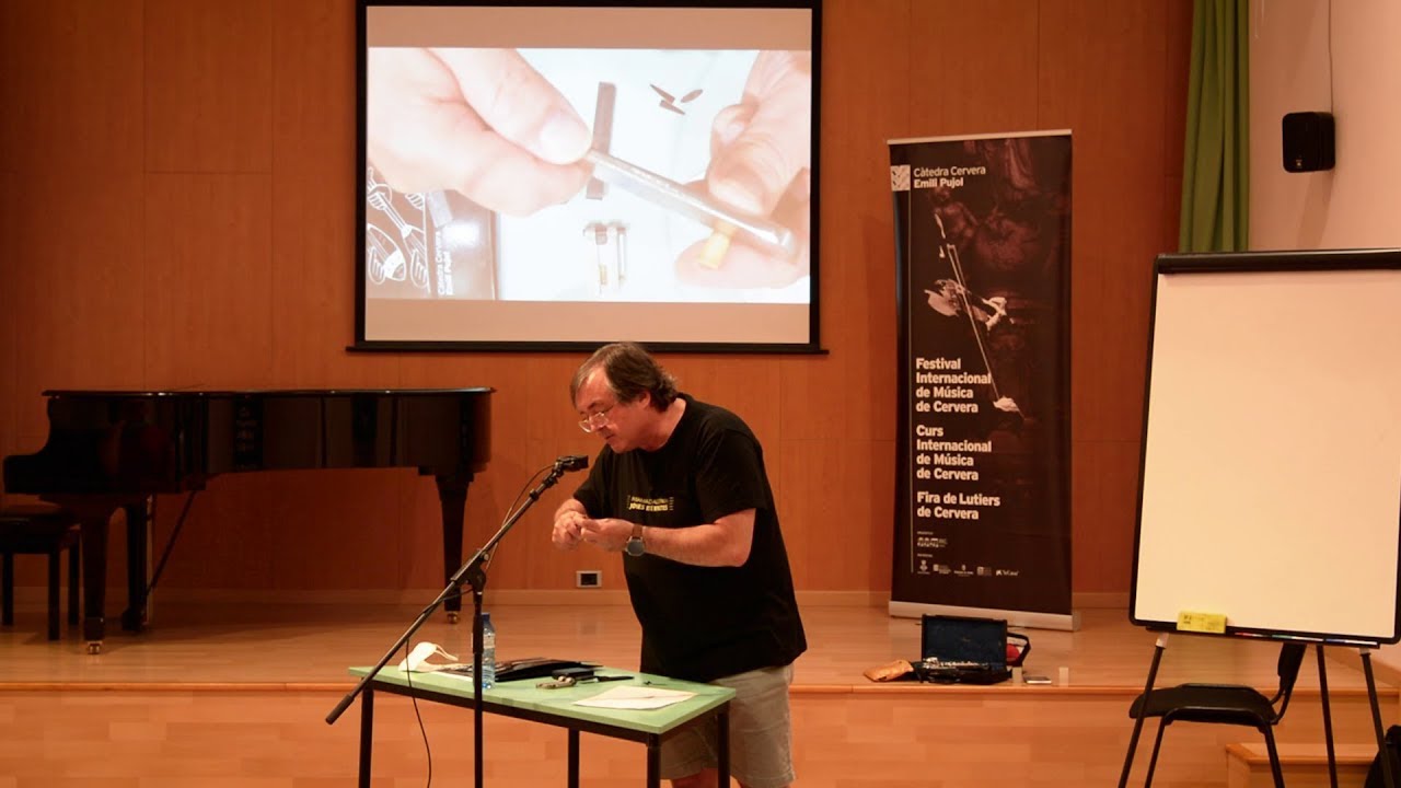 CÀTEDRA CERVERA Emili Pujol | Eduardo Martínez, oboè | Raspat de canyes