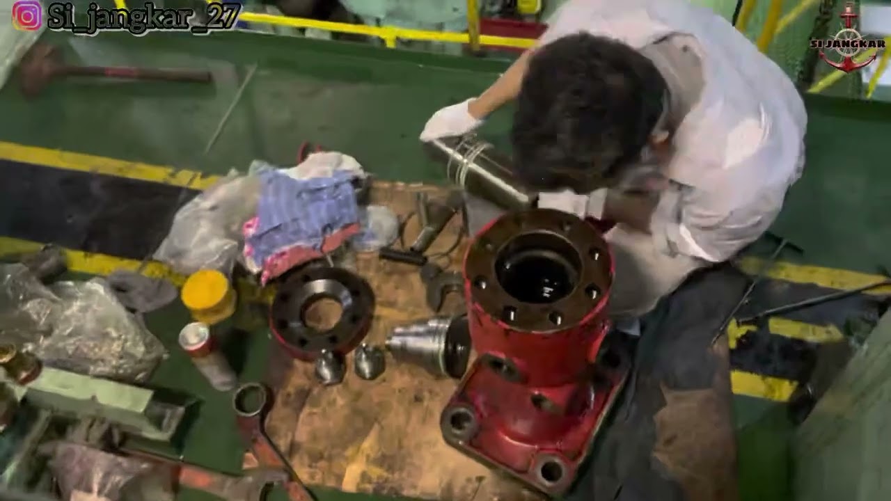 O H Fuel Pump Mesin Induk Kapal