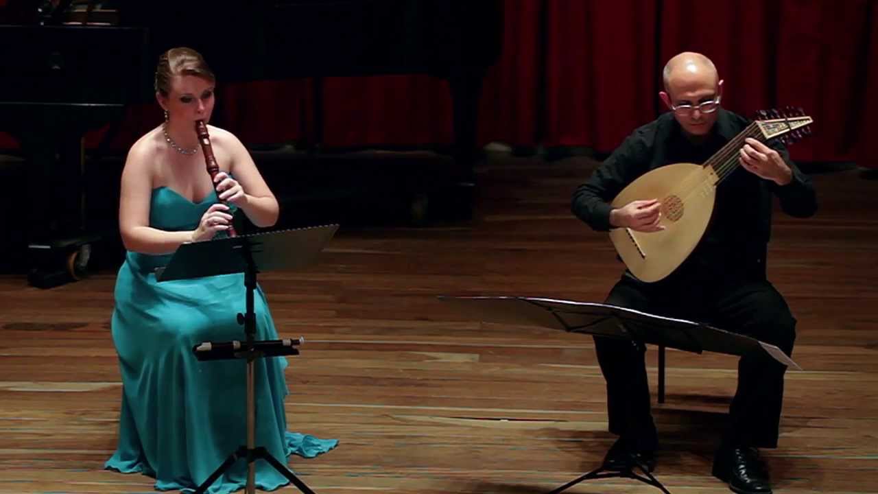 John Dowland (1563-1625) - Ellen Faber, Flauta Doce e Fernando Mattos, Alaúde.