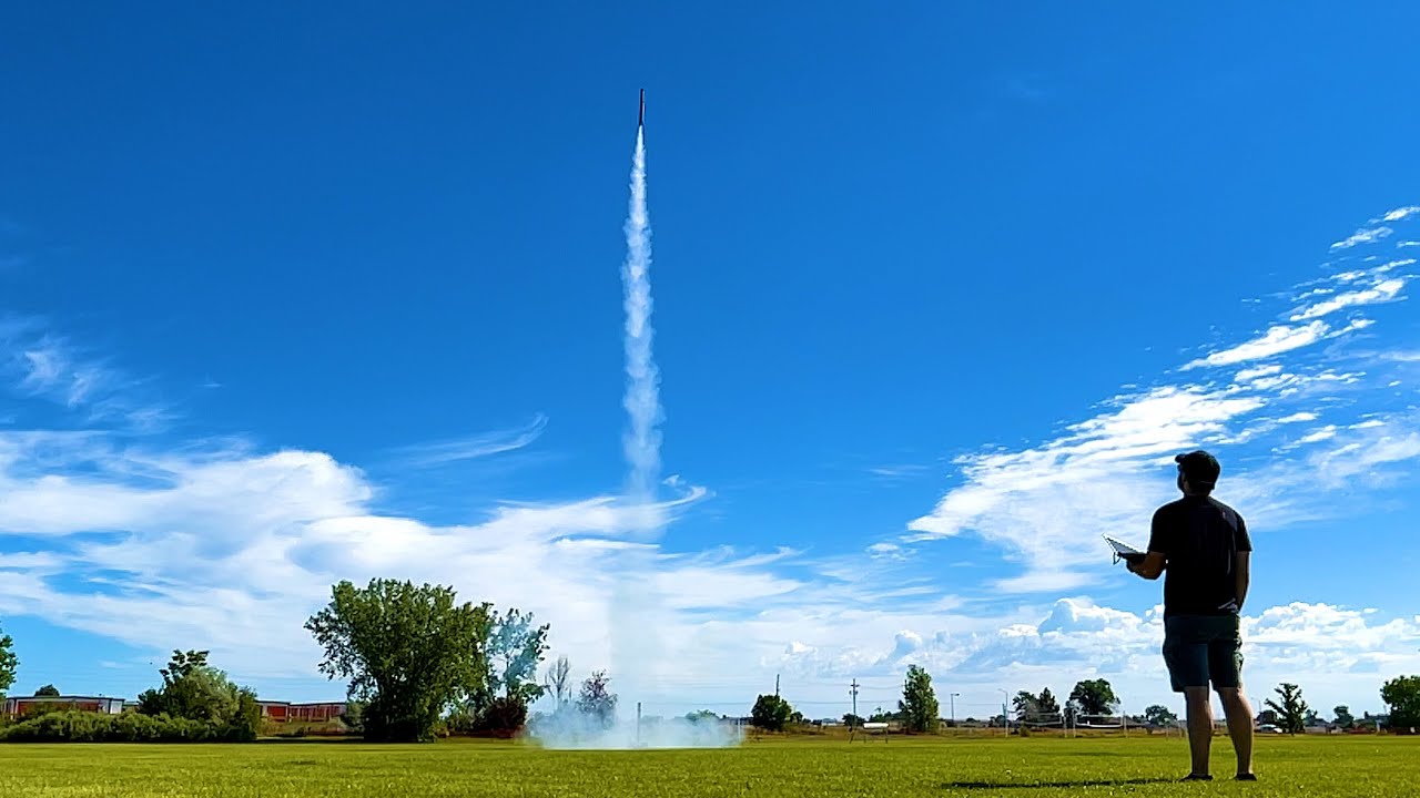 First Steps Towards Landing A Model Rocket - Mak
