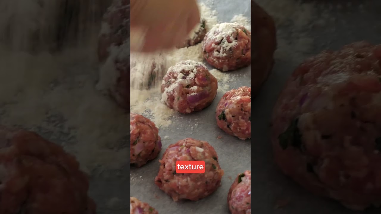 Греческие фрикадельки по-афински (кефтедес с узо и нарезанными кубиками помидорами)