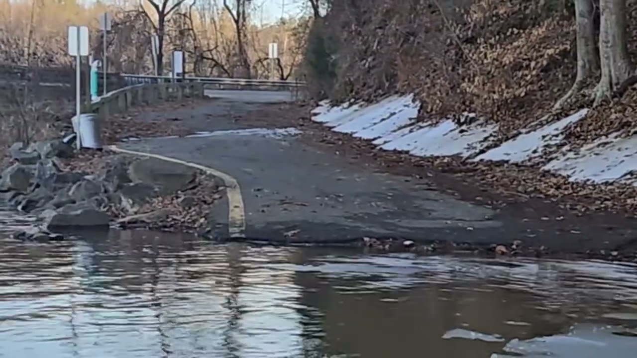 S. Rivanna Reservoir Charlottesville Woodburn Rd. & Woodlands Rd. Boat Ramps | Inadequate Access
