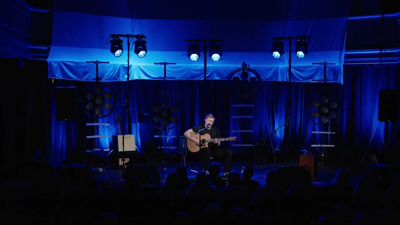 Rob Clamp - Climbing On Rooftops Live