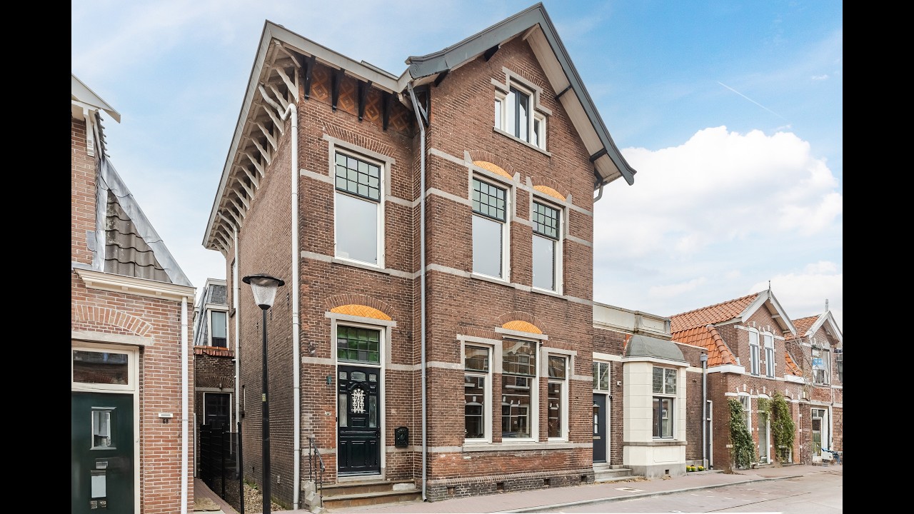 Karaktervolle woning op steenworp afstand van het centrum van Zaandam!|  Ooievaarstraat 66, Zaandam