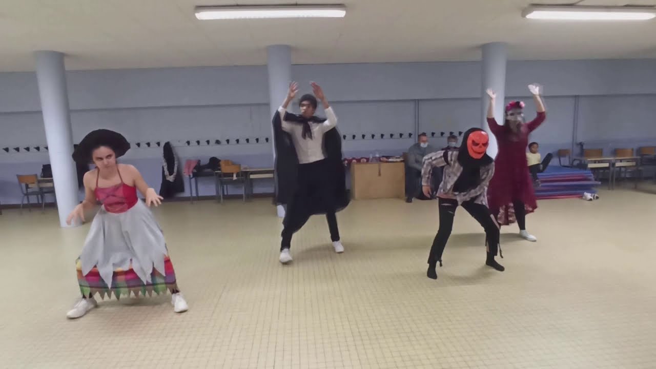 Manydances: 