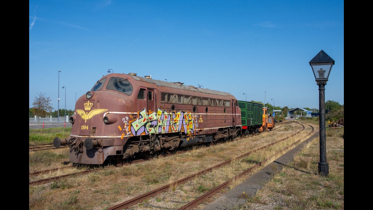 NOHAB-GM-Gruppe Deutschland -  MY 1104 + Franz Jäger godsvogn ved Gedser Remise - 17-09-2023