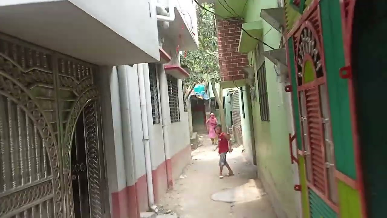 01836666577 কেরানীগঞ্জ আটি ২.৫ কাঠার ৫তলা ফাউন্ডেশনের ২ তলা কমপ্লিট বাড়ি বিক্রি হবে। ১ কোটি ২৫ লক্ষ।