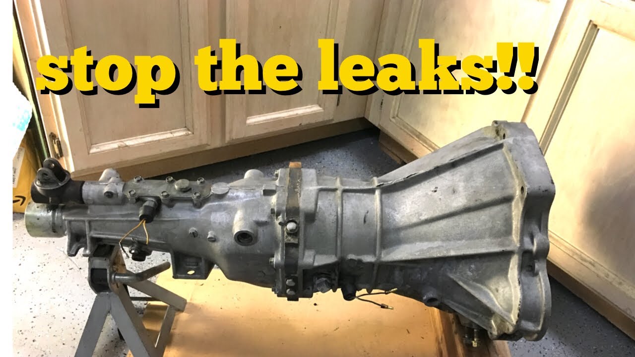 How to replace Datsun 240z transmission shaft seals