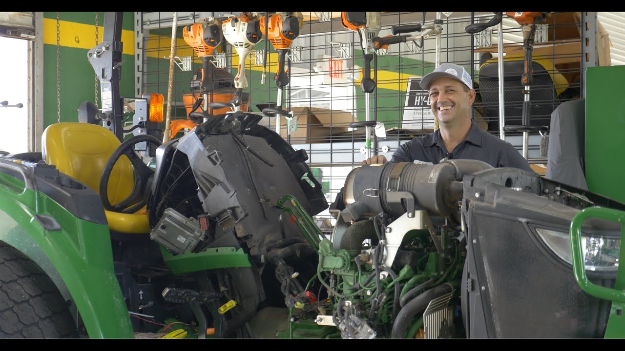 Everglades Life | Working as John Deere Service Technician