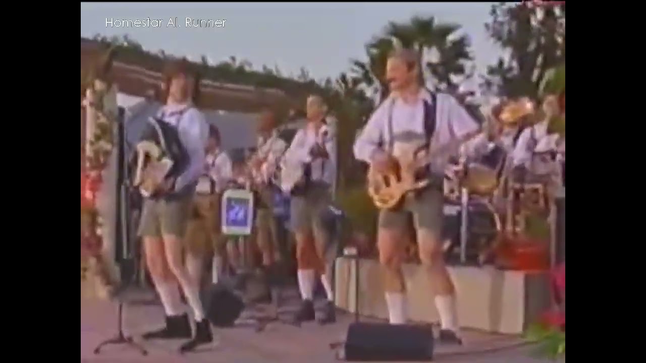 Weird Al Yankovic - Polka Your Eyes Out / Polkas On 45 Mashup but it's content aware scaled