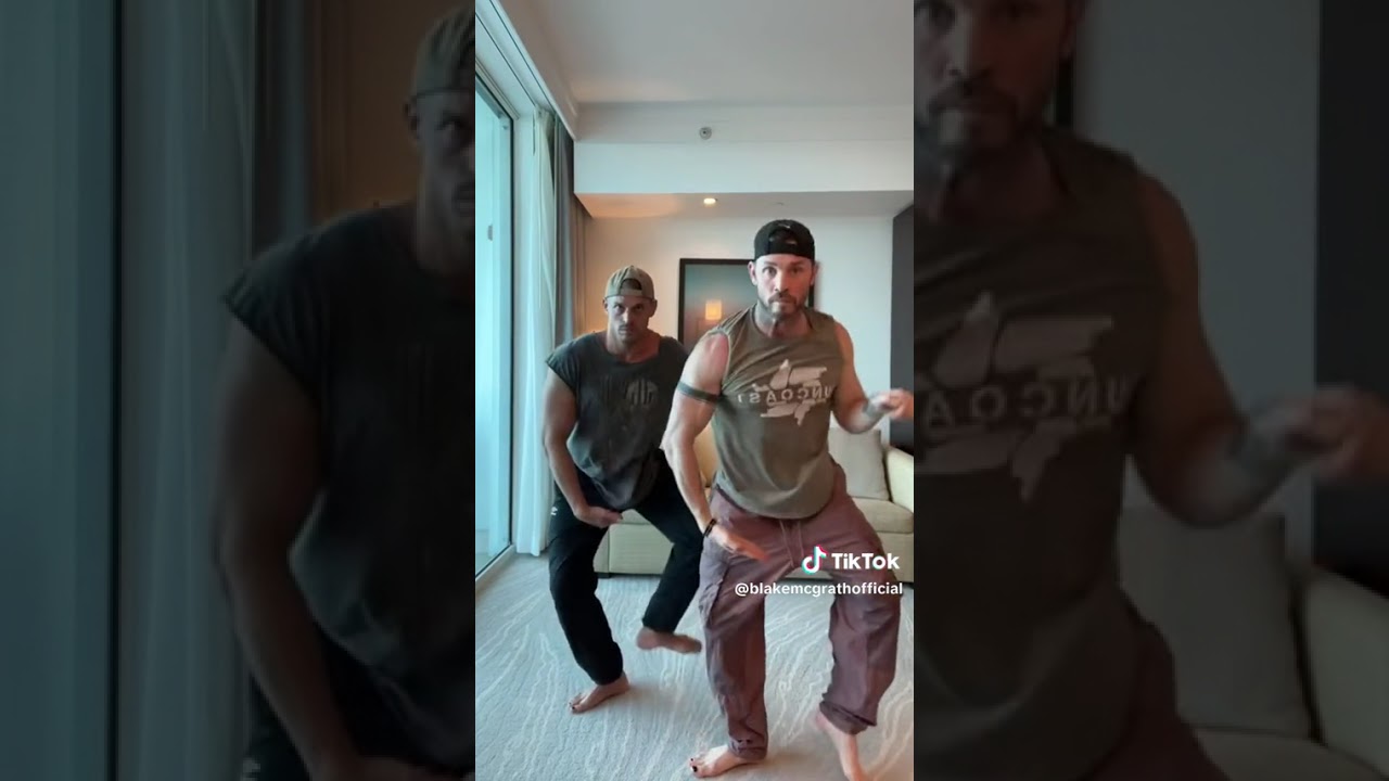 Sexy Male Dancers: Bearded Male Duo dance to HARRY POTTER's 