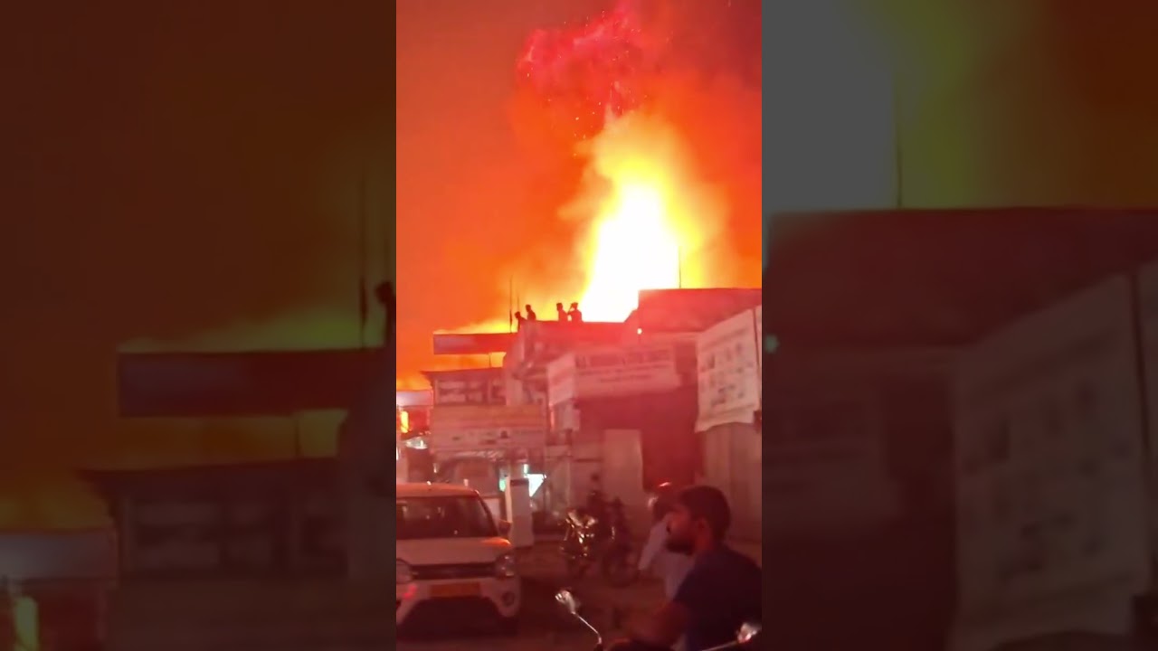 Massive Fire in Greater Noida | Check Updates. #fire #greaternoida #news