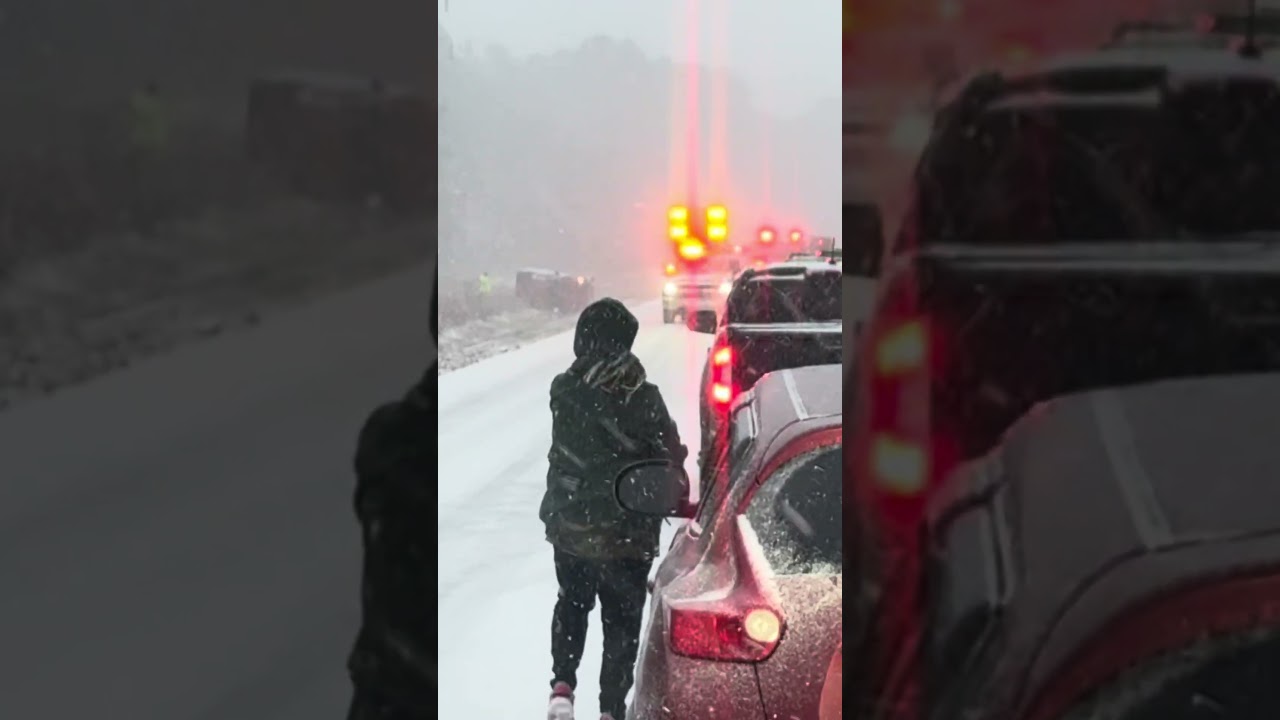 BIG #SNOW PROBLEMS near Jacksonville, North Carolina from bomb cyclone