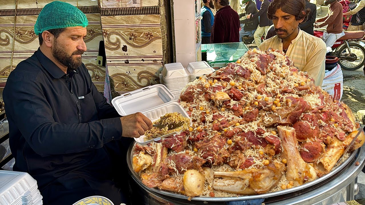 100/- Rs - ORIGINAL PESHAWAR NATIONAL STREET FOOD - PAKISTANI SPECIAL GOLDEN BEEF PULAO MOUNTAIN