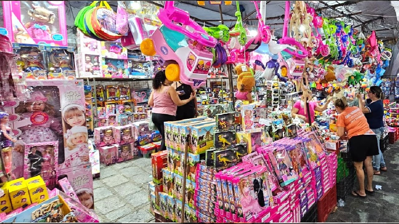 FEIRA DOS IMPORTADOS COM GRANDE MOVIMENTAÇÃO EM CARUARU-PE