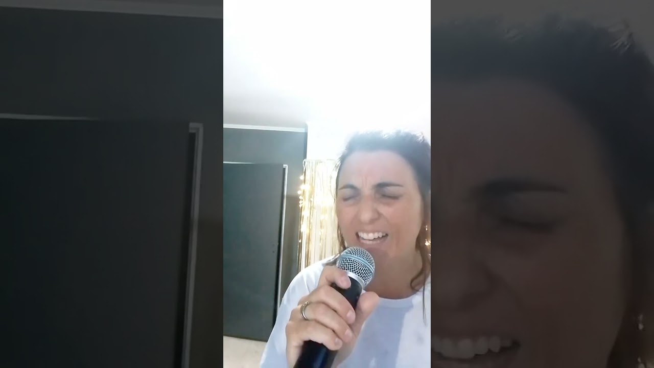 Puede ser tu historia. Canta Nancy Bussi  de Carcaraña,  Santa Fe