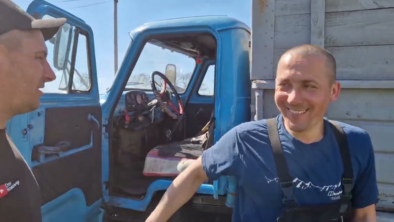 Сезон відкрито соя 09.04.24 МТЗ 892.2  лущильник МТЗ 80 сівалка ХАСІЯ ГАЗ 52 з погрущиком ГАЛТЕХ