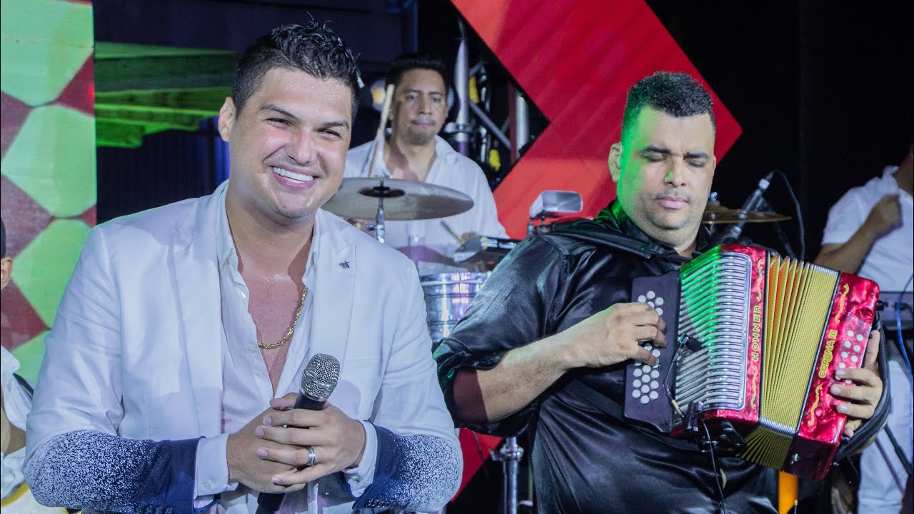 Paloma de Pluma Blanca - Elder Dayán y Rolando Ochoa (Gira de Despedida)