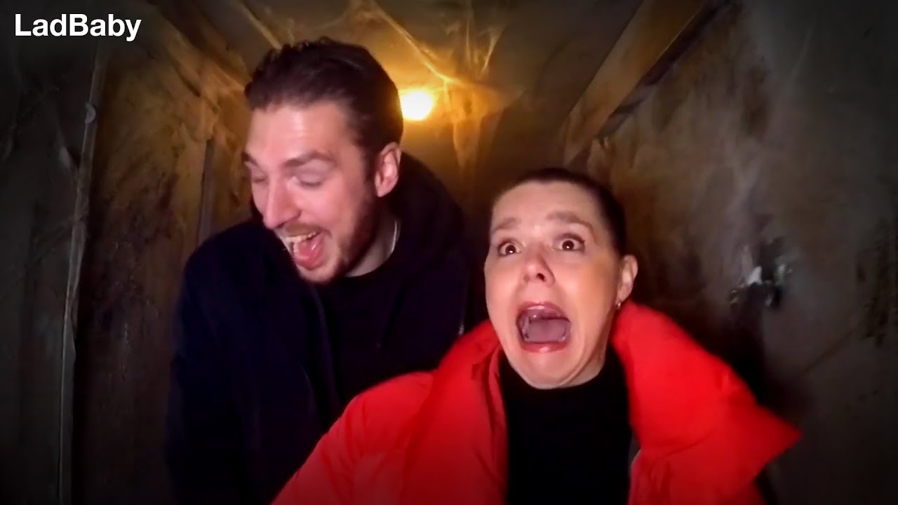 Taking Mum to the UK's scariest scream maze 😱