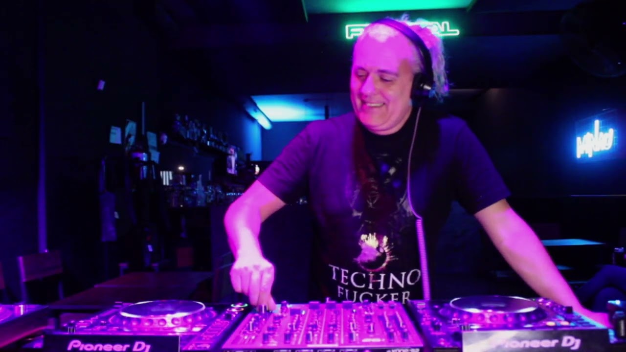DIEGO MENVIELLE &ndash; Techno  | DJ Set 2026 | Buenos Aires, Argentina | TCQ x Minau Radio