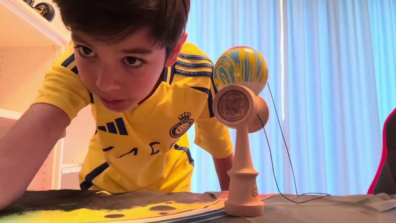 Unboxing Kendama Sweets