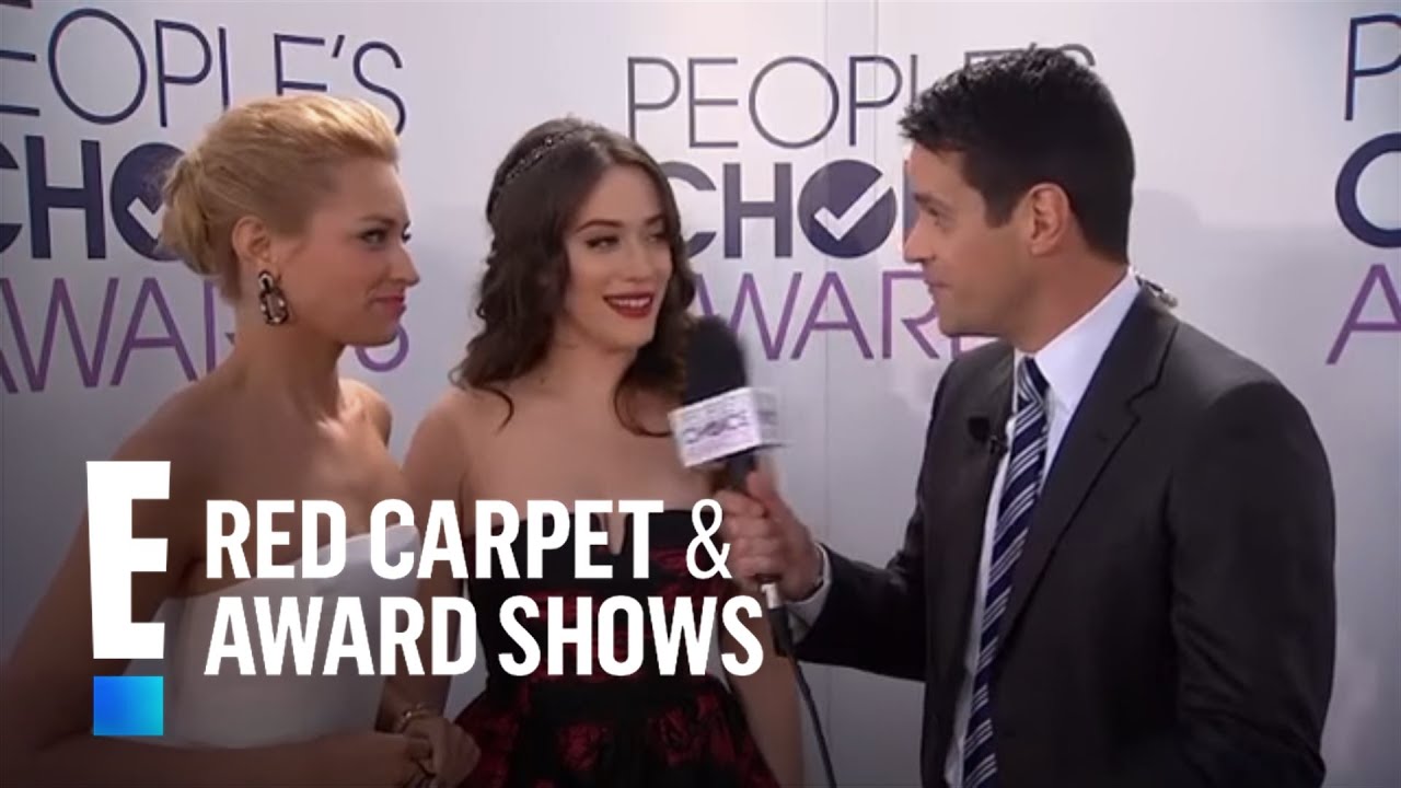 Kat Dennings and Beth Behrs on the Red Carpet | E! People's Choice Awards
