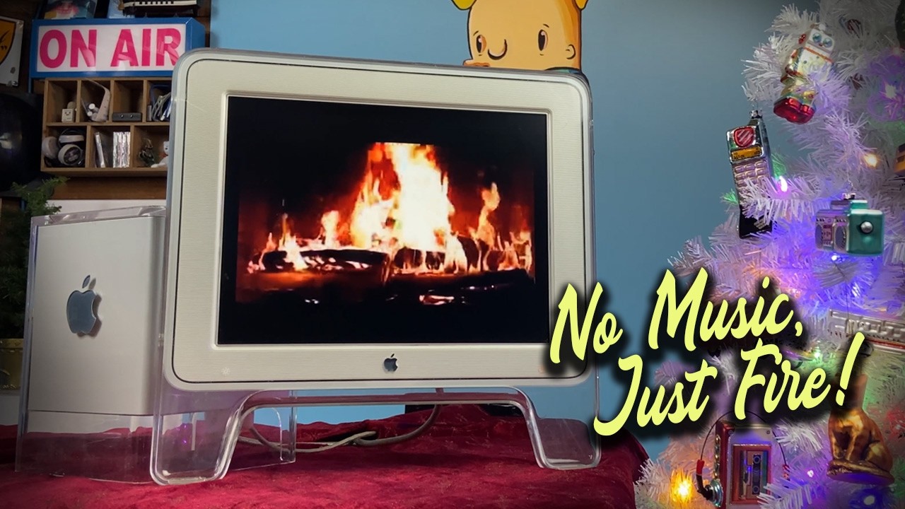 4K | 1 Hour Fire Log on G4 Cube | Crackling Fire - NO MUSIC/MIDROLL | Apple Christmas Tree