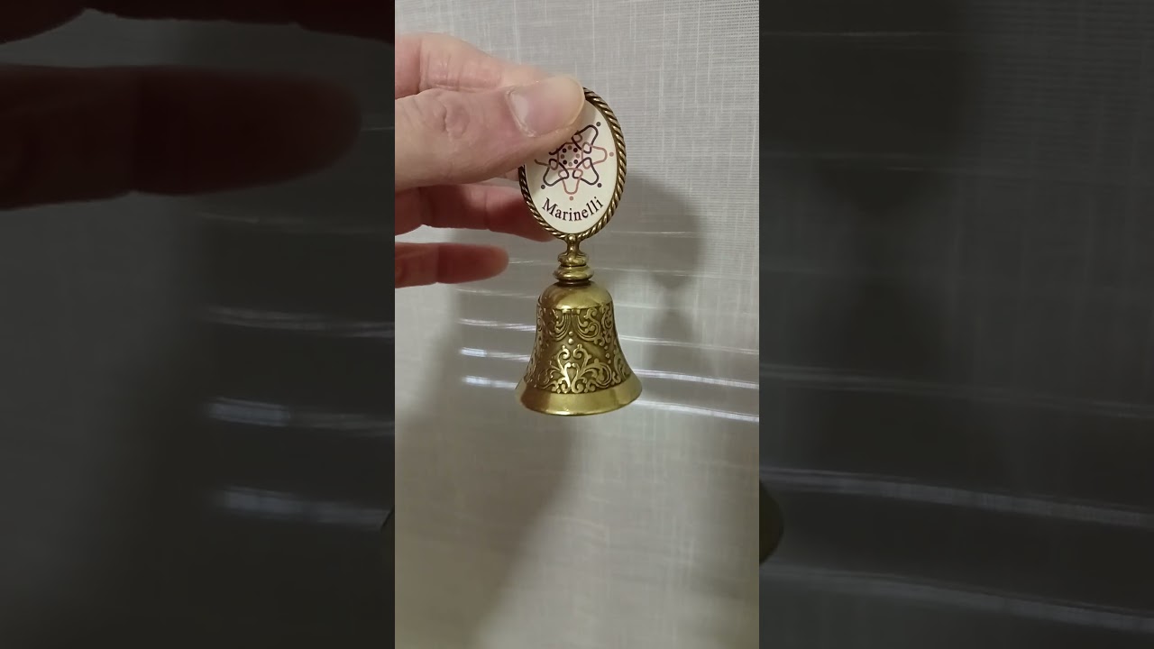 Una campanella della Fonderia Marinelli che suona in Do7 calante