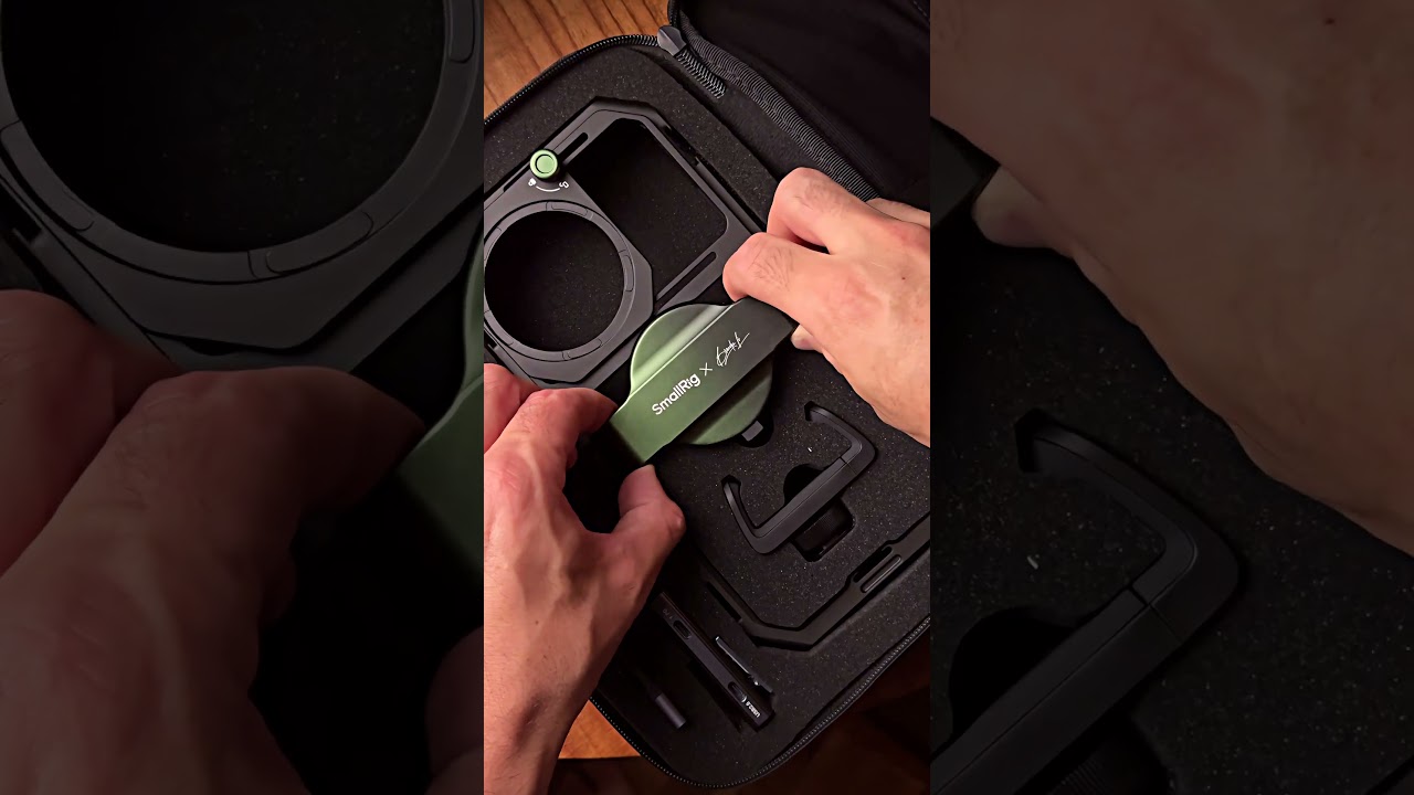 SmallRig's Universal Cage: Compatible with All Smartphones for Stable Recordings! 