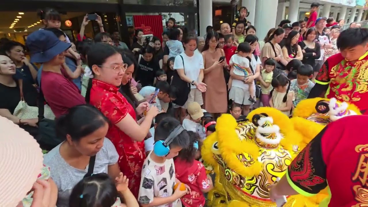 2026 lion dance on high poles at The Forum shopping Mall