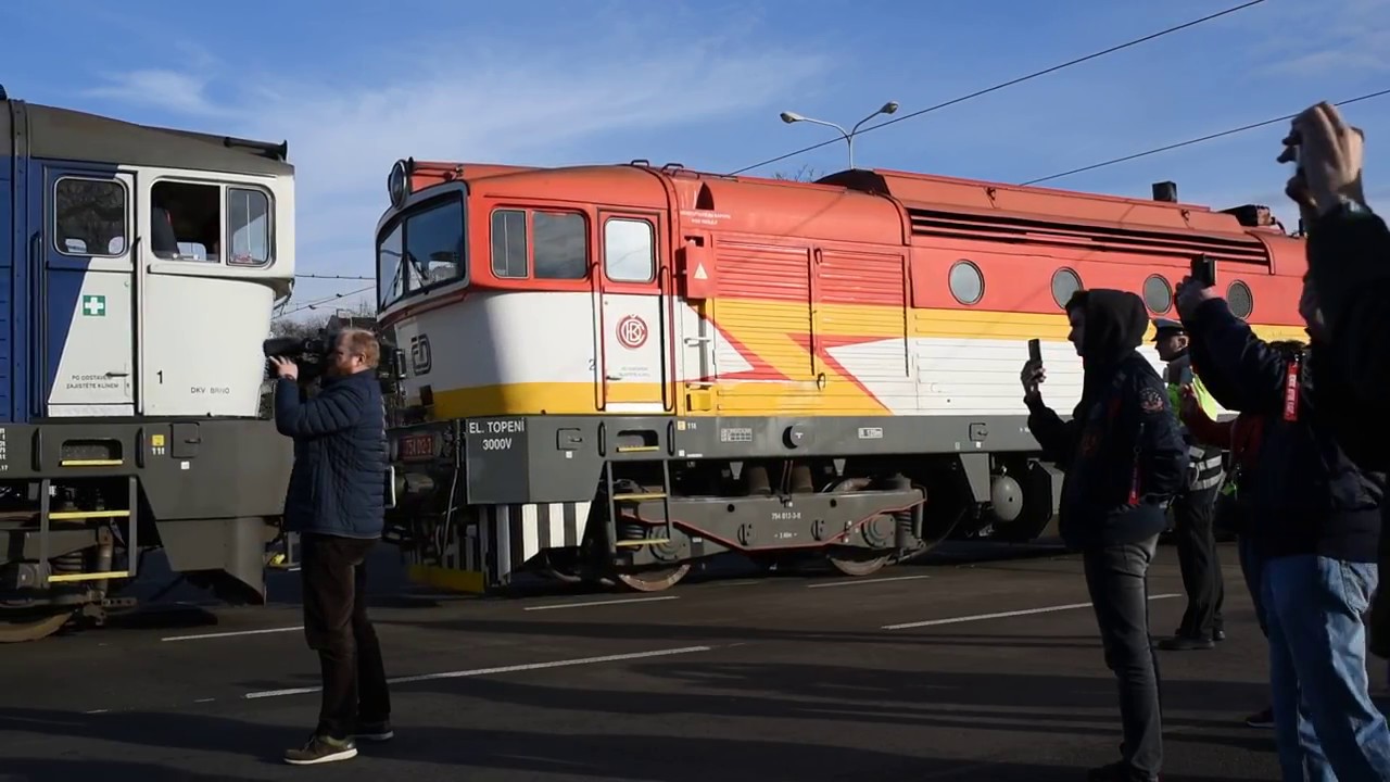 Odjezd Kometa expresu do Prahy