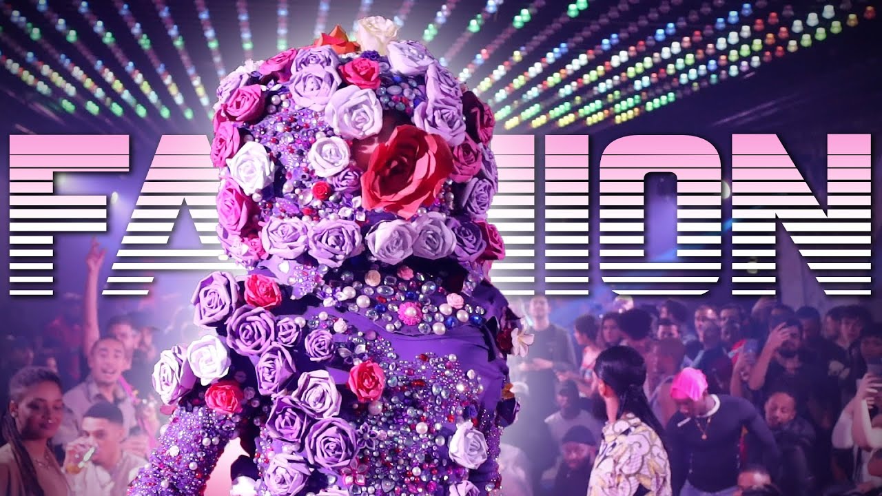 BEST COSTUME EFFECT at the VOGUE KNIGHTS / Flower Power