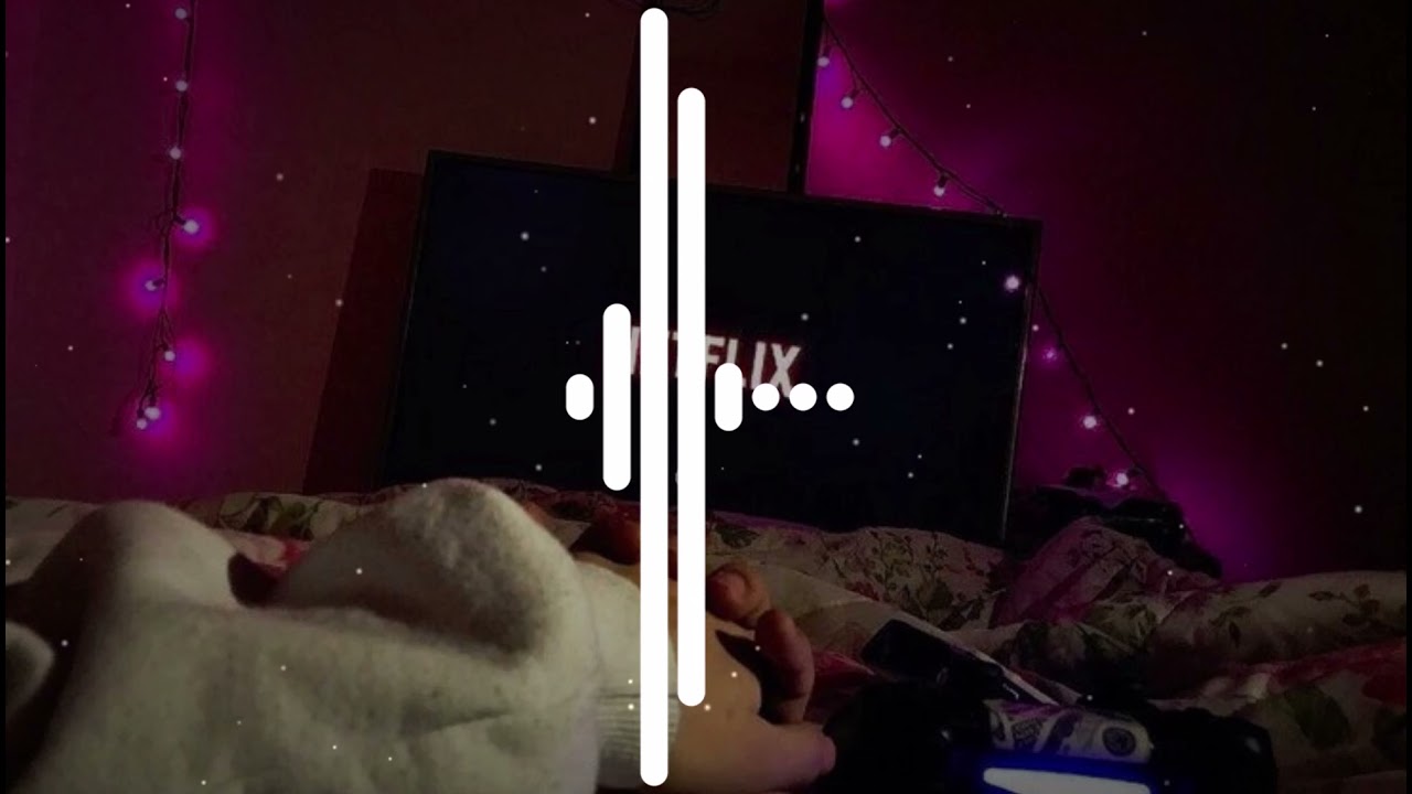 Mac J&uacute;lia x Pejota - Sof&aacute;, Breja e Netflix (8D AUDIO)