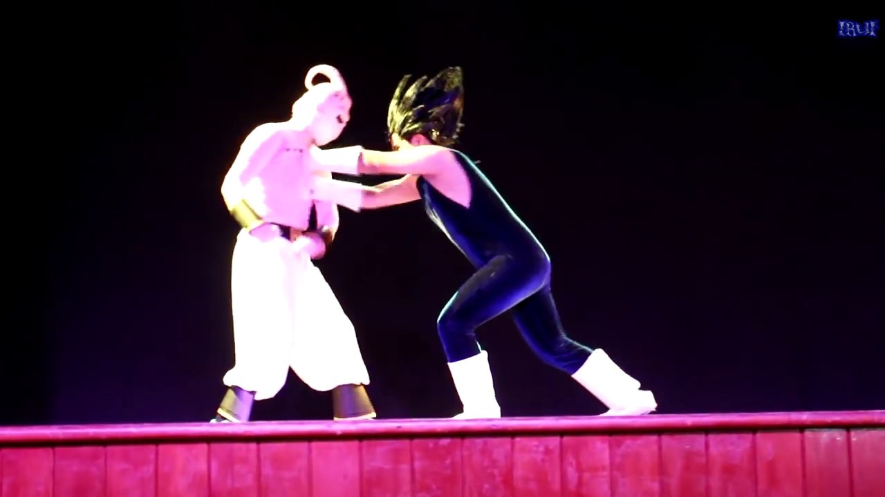 El Mejor Cosplay Grupal de  Dragon ball Z - Gokú Vegeta y Majin Boo
