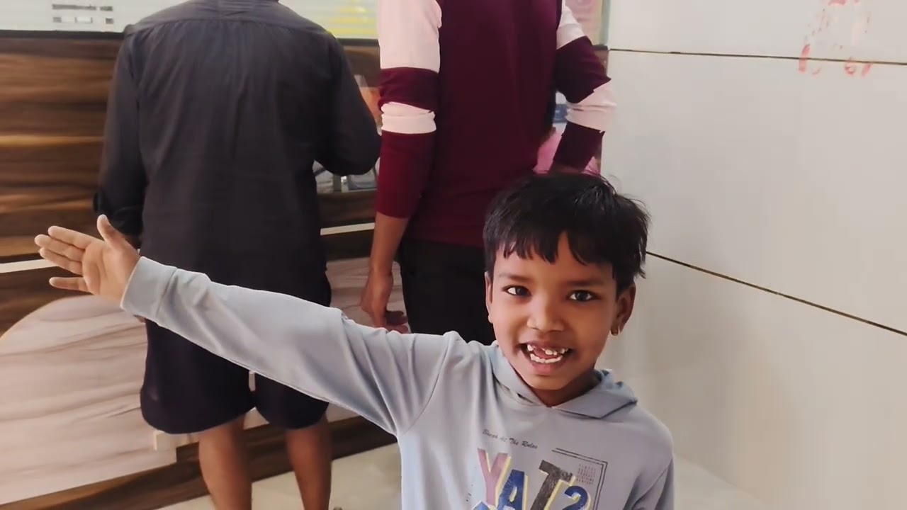 स्विमिंग पूल मध्ये खूप एन्जॉय केलोय 🥳🤗🏊🕺🕺