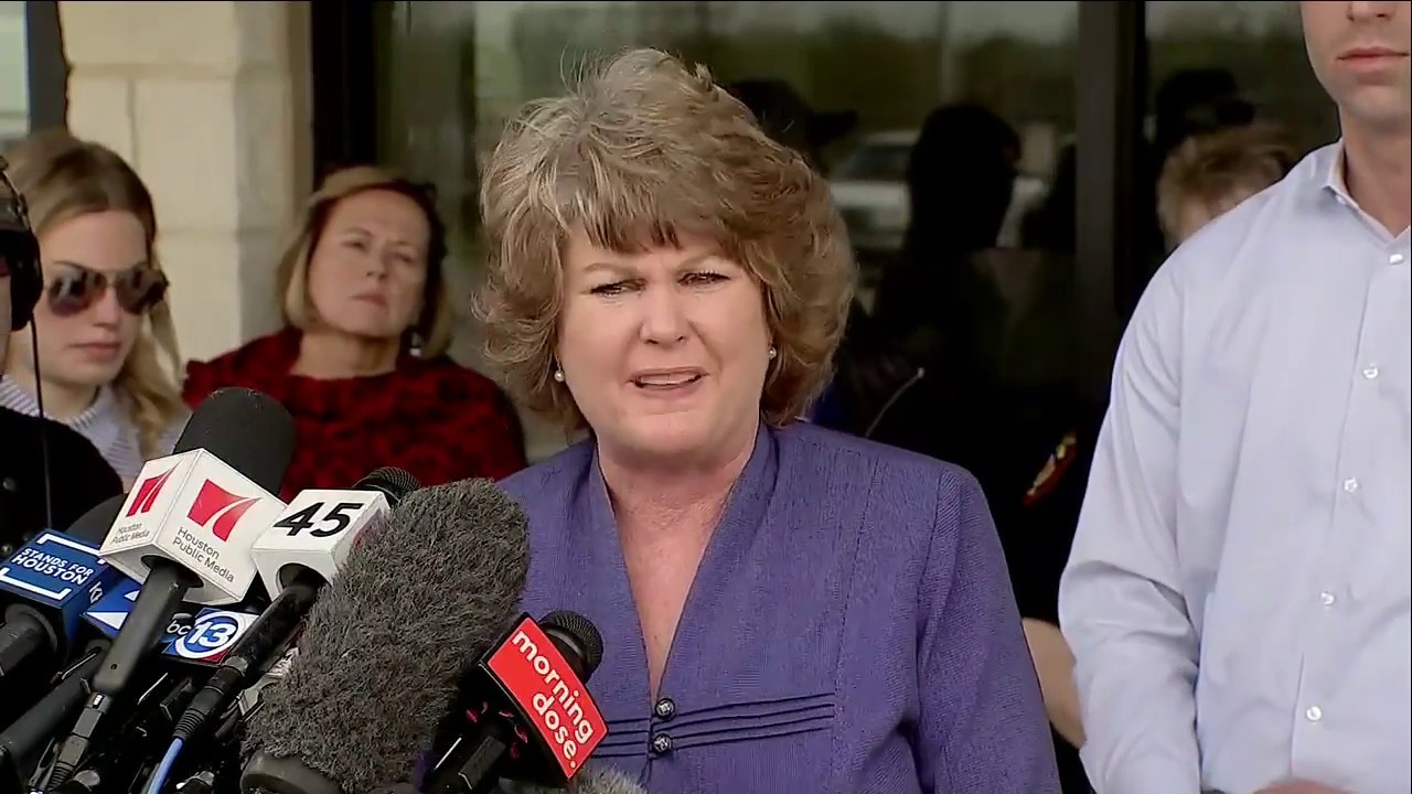 ITC official in tears while apologizing for Deer Park fire
