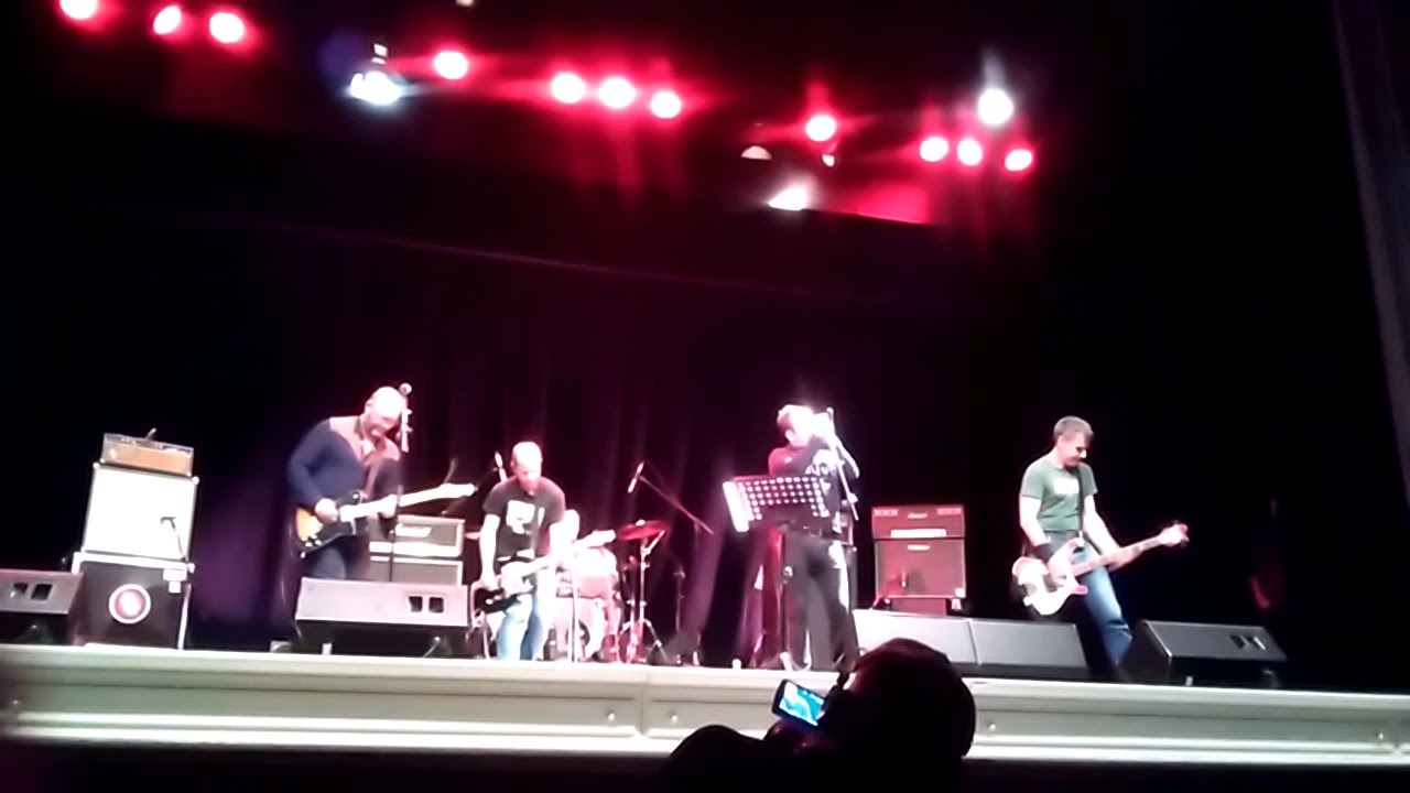 Motorsex & Sonic Trash // versi&oacute;n de Sweet, Sweet, Cake (Cancer Moon)