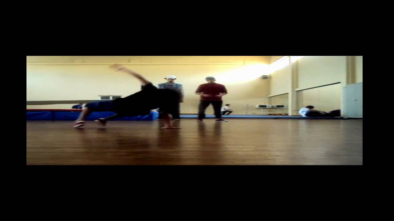 bboy cheu !! in action !! powermoves