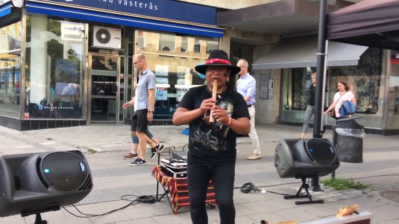 Upptr&auml;dande p&aring; Stora Gatan. (V&auml;ster&aring;s Cityfestival).