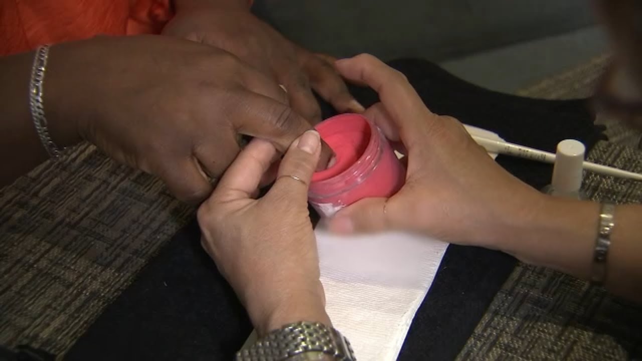 New concerns over 'dip powder' manicures
