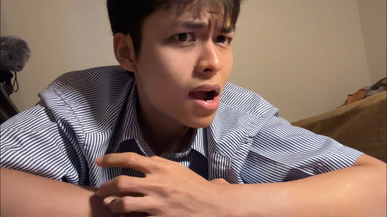 ASMR brushing & hand movement 